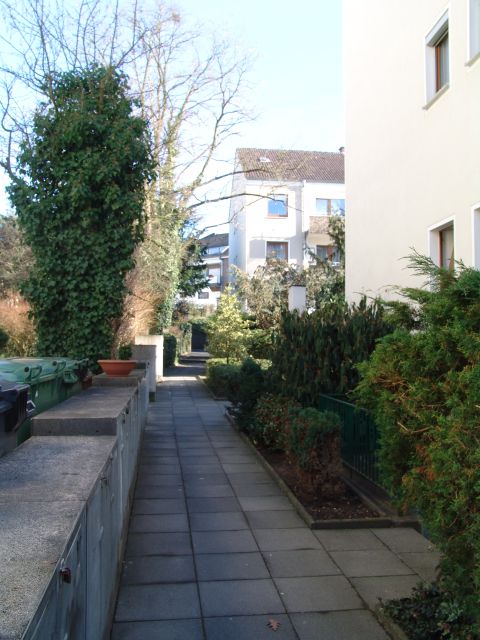 Zugang zum Haus 47b – Bild 2